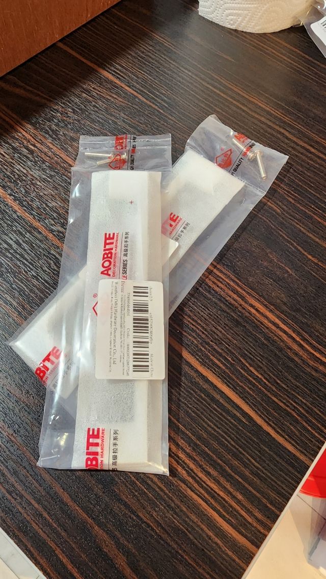 Coppia di maniglie bianche