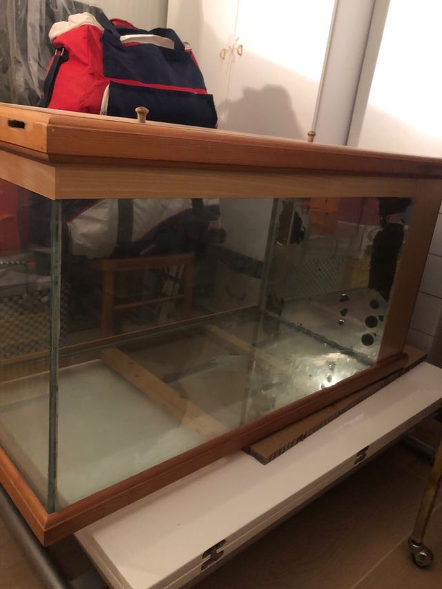 Acquario base in legno