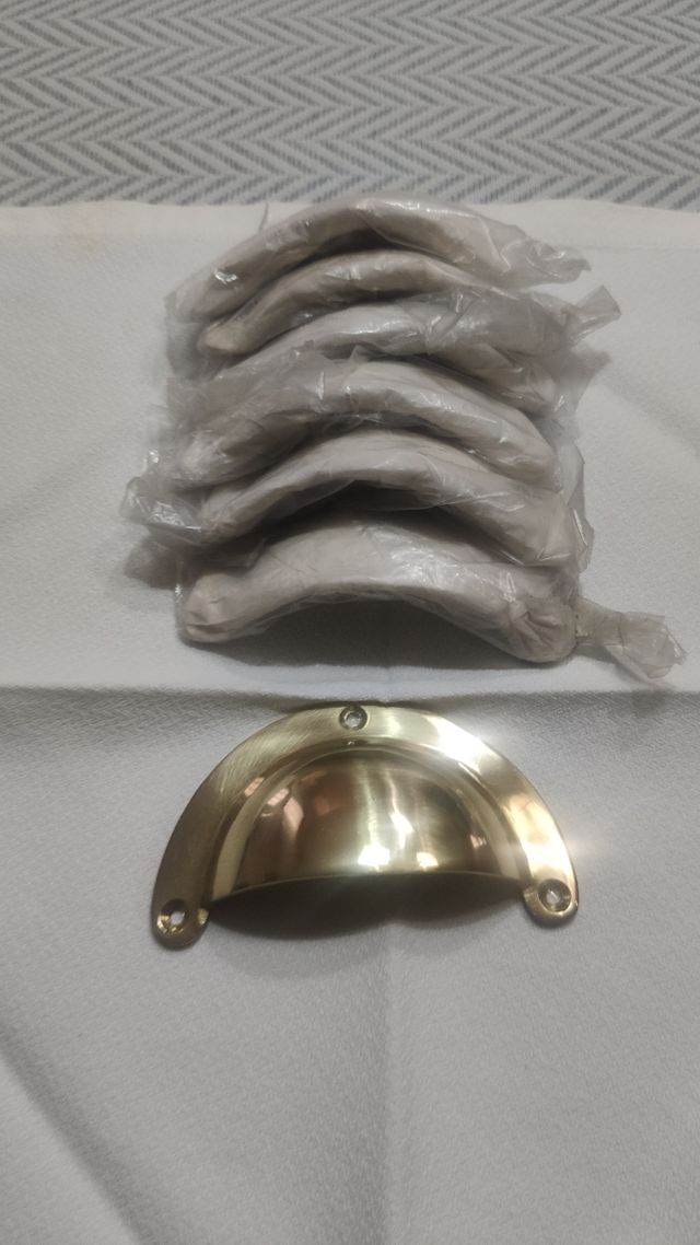 Tirador concha dorada