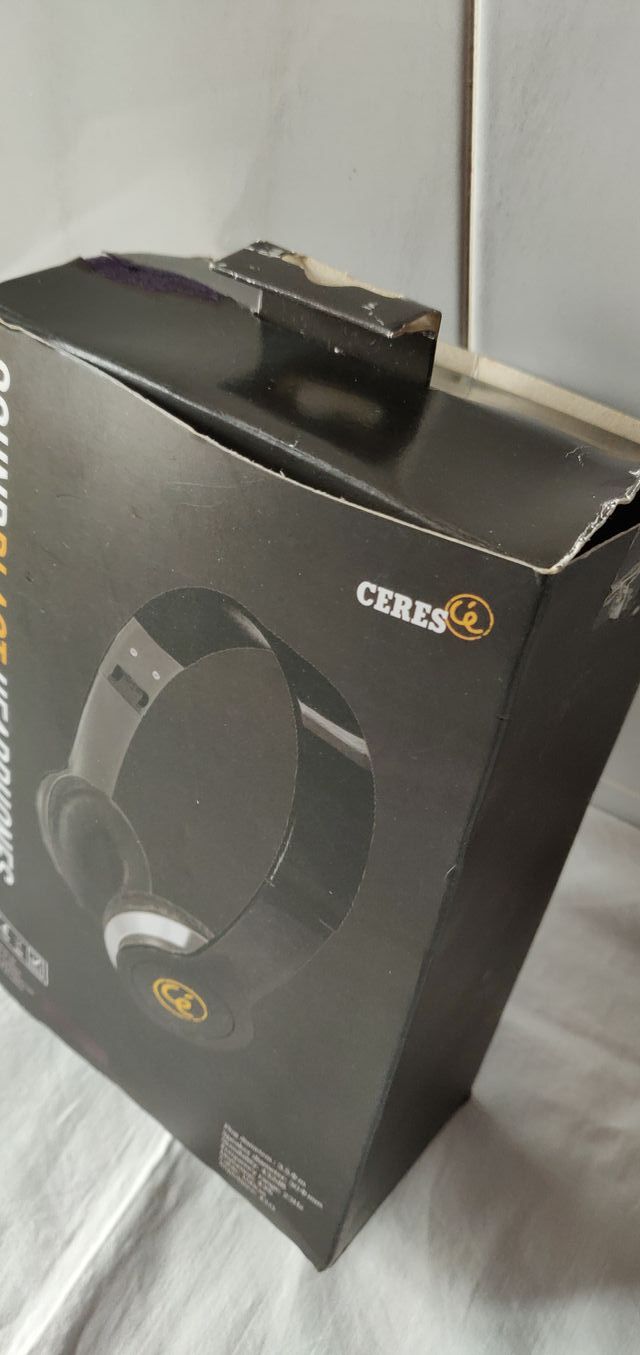 Cuffie pieghevoli con filo con logo Ceres