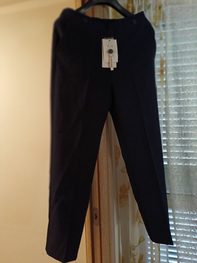 Pantaloni vita alta conbipel