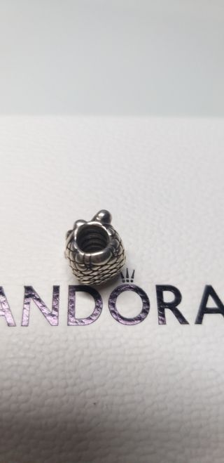 Charm Pandora cesta picnic
