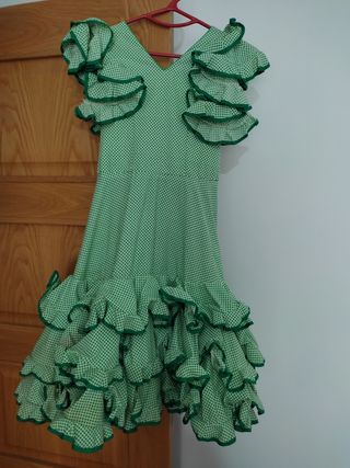 Vestido de flamenca para niña