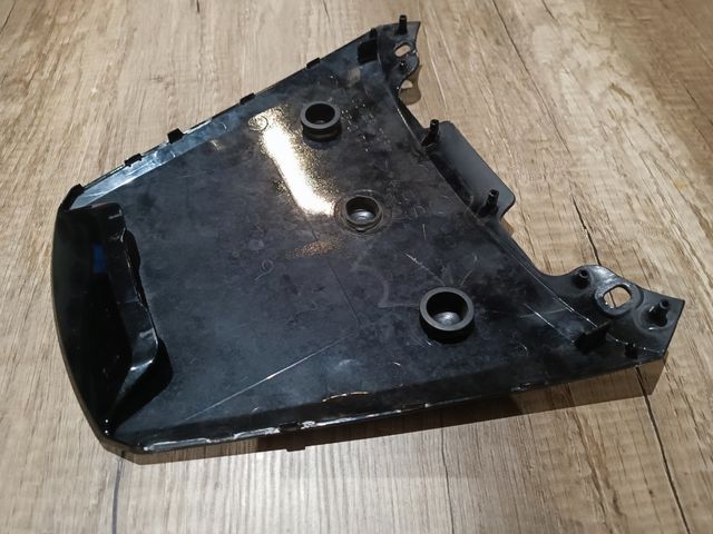 Tapa colín TMAX 500 2018