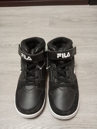 Zapatilla Fila niño talla 32