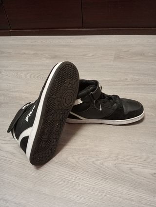 Zapatilla Fila niño talla 32