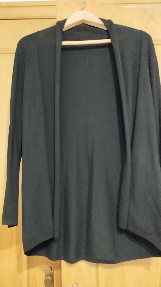 Chaqueta de punto negra