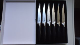 Juego de cuchillos para carne