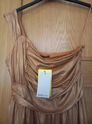 Vestido dorado fiesta