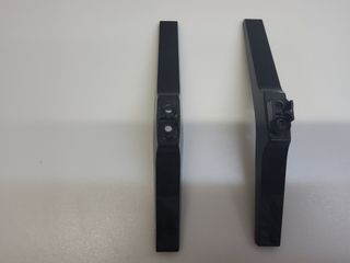 Soporte pies Hisense H32A5000 RSAG8.078.524