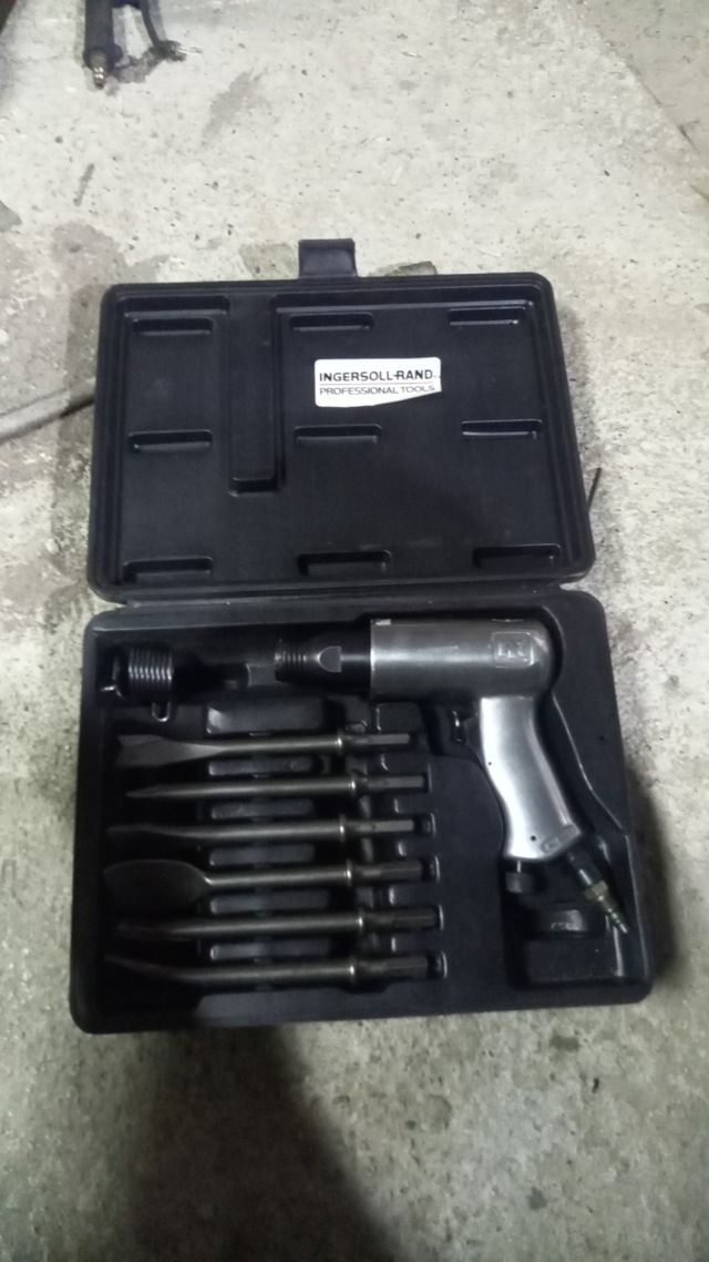 Pistola de cincelada