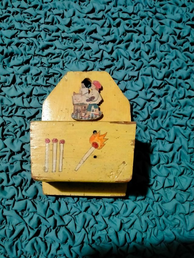 Porta fiammiferi cucina lavorato a mano
