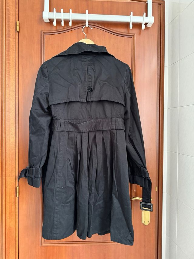 Gabardina Zara negra