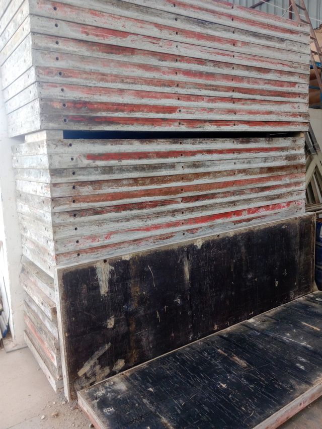 Alquiler encofrados forjados