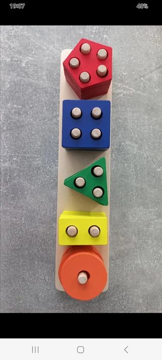 Gioco in legno ,sistema Montessori