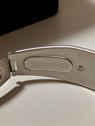 RELOJ DE ACERO PULIDO!