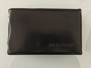 PANTONE GUIAS EN ESTUCHE