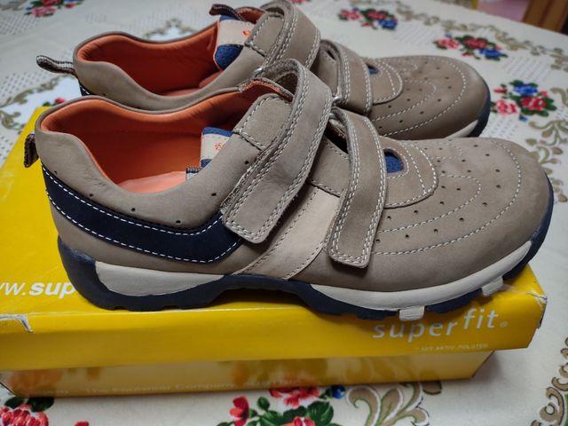 Scarpe sportive vera pelle n. 39