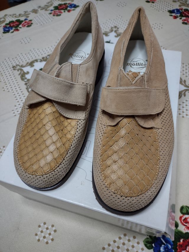 Scarpe donna pelle beige n. 37