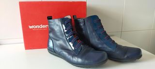 BOTINES WONDERS AZUL SAUVAG/PIEL