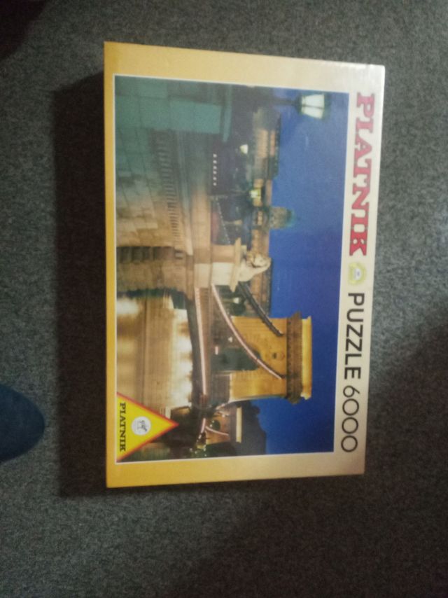 Puzzle puente de las cadenas de Budapest