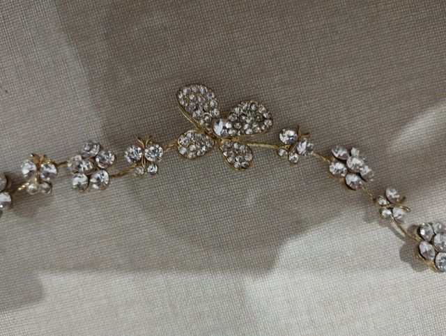 Accesorio pelo para boda o invitada