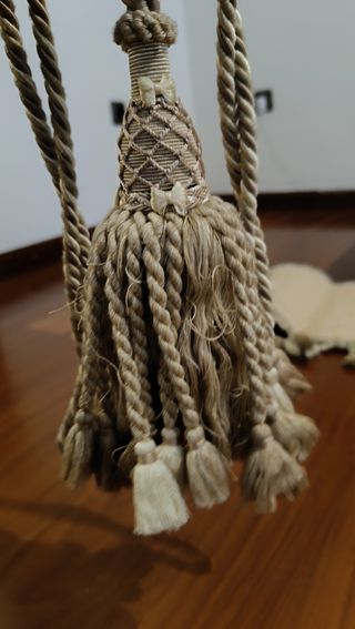 Cortinas clásicas beige - arena (Lote 2 de 4)