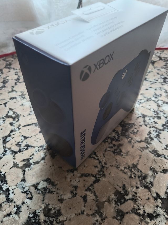 Mando Xbox series x/s shock blue