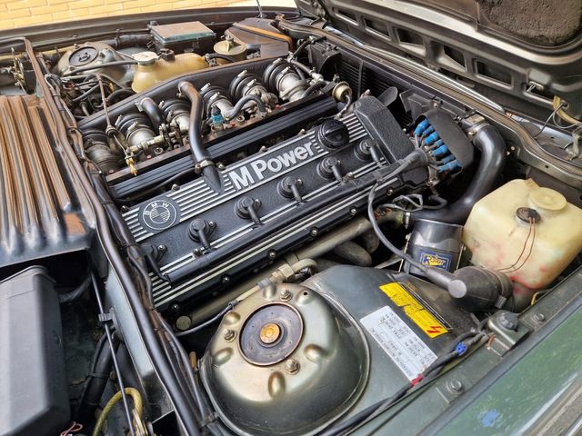 BMW M6 M635csi Nacional