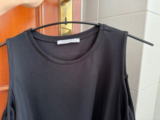 Vestido negro Zara