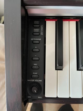 Piano Yamaha YDP-135 serie ARIUS