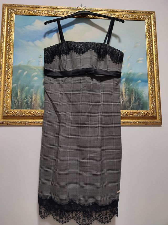 Vestito elegante donna rinascimento