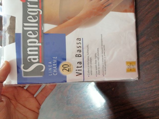 Collant Sanpellegrino. Tg. 4  = XL Dorato.Nuove