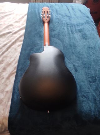 Guitarra Harley Benton clasica