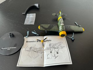 B-239 Buffalo Altaya de metal escala 1/72
