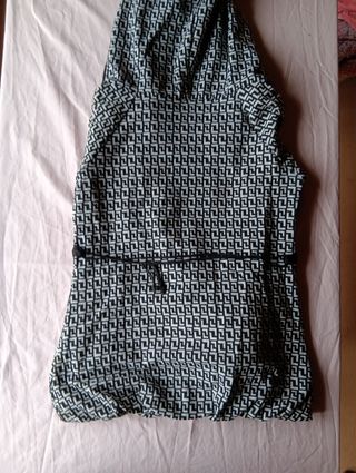 Sudadera hacha a mano