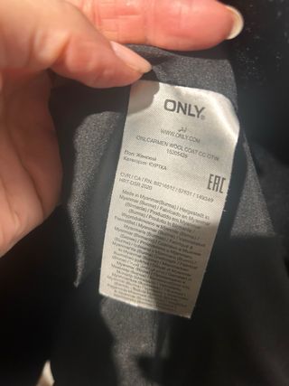 Cappotto donna nero avvitato