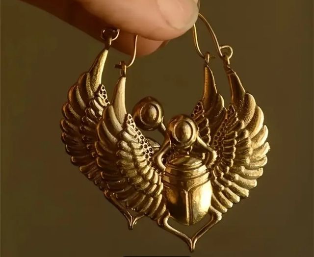 Pendientes escarabajo egipcio