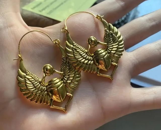 Pendientes escarabajo egipcio