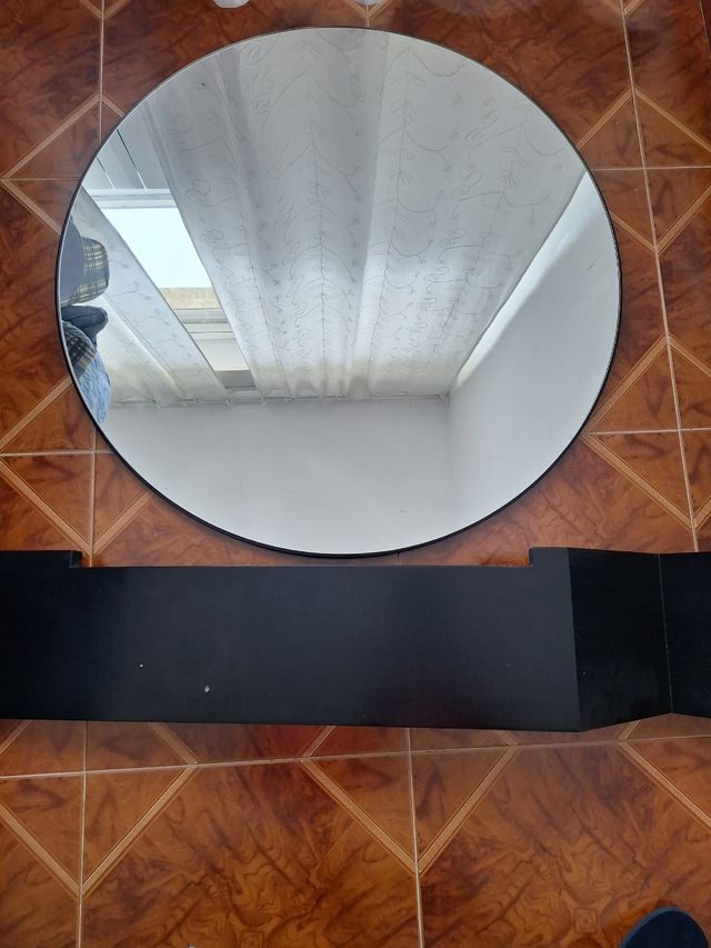 Espejo con balda 23€ urge vender
