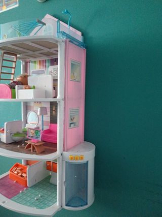 Casa barriguitas con ascensor 