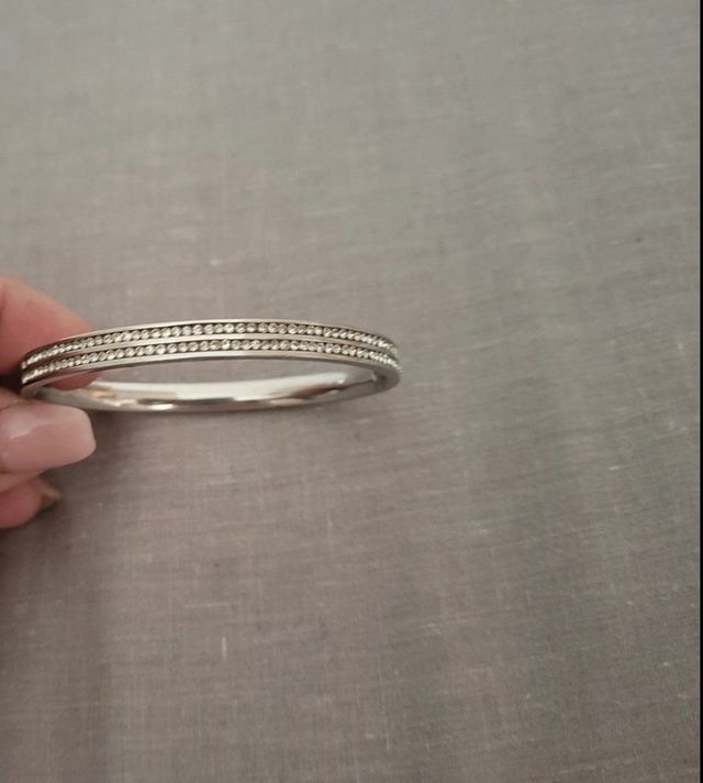 Pulsera de acero con circonitas