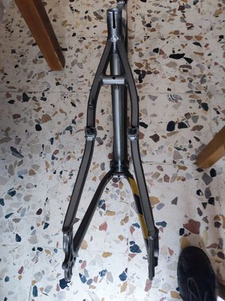 Telaio in alluminio MTB per ruote 26X190X200