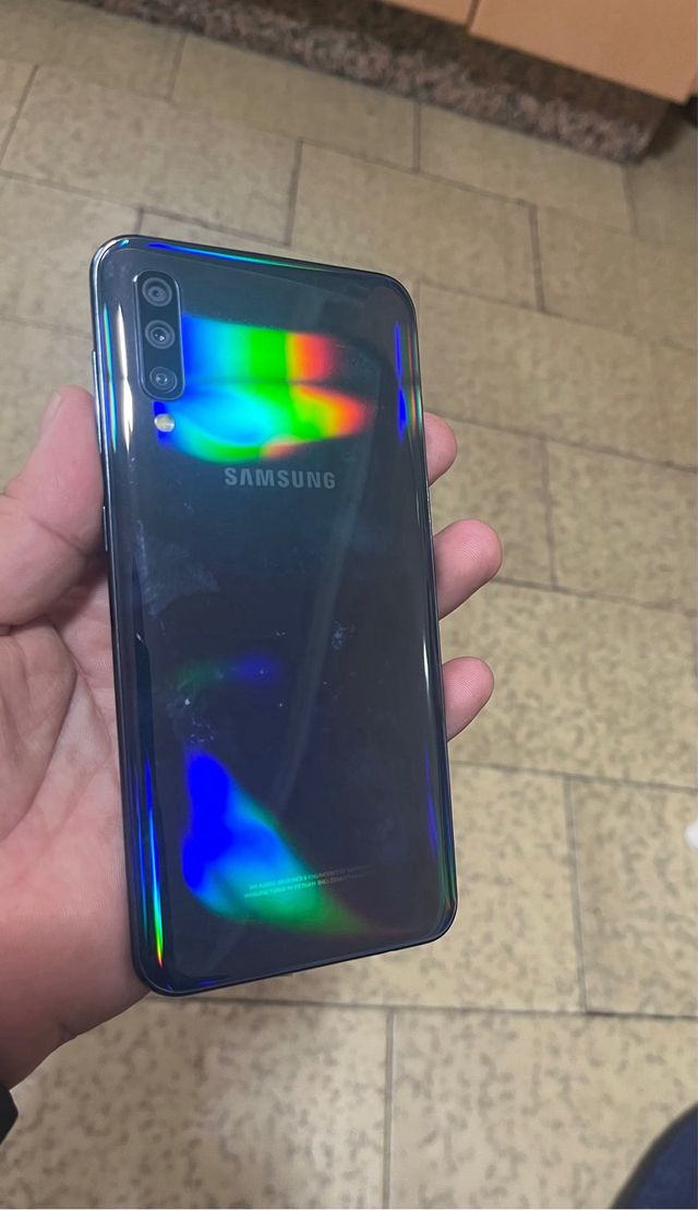 Samsung A50 como nuevo