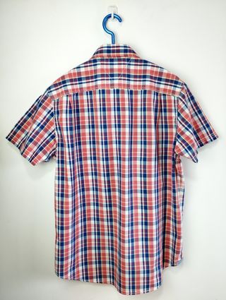 Camisa de cuadros de Tommy Hilfiger.