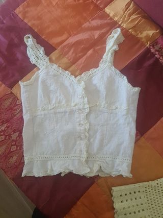 Top in pizzo sangallo