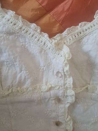 Top in pizzo sangallo