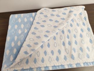 Manta bebé Zara Home nubes