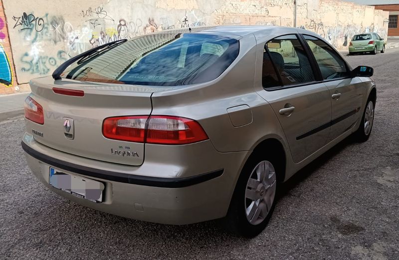 Renault Laguna 1.6 16v Authentique 2001, foto 4