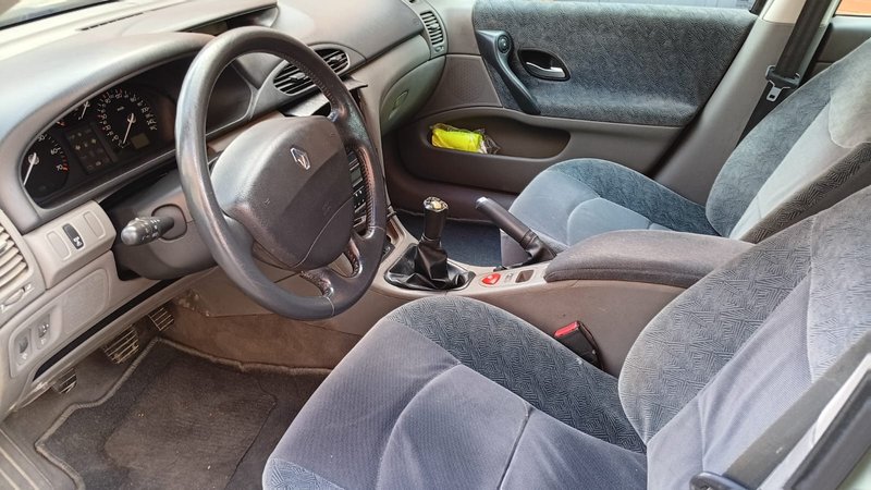 Renault Laguna 1.6 16v Authentique 2001, foto 7